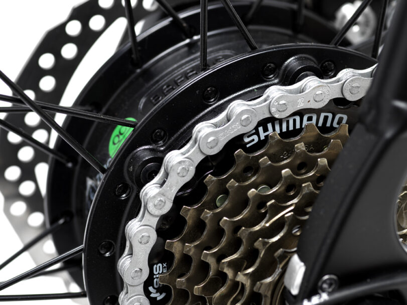 A simple guide to road bike gears and shifting between them Avaris eBikes