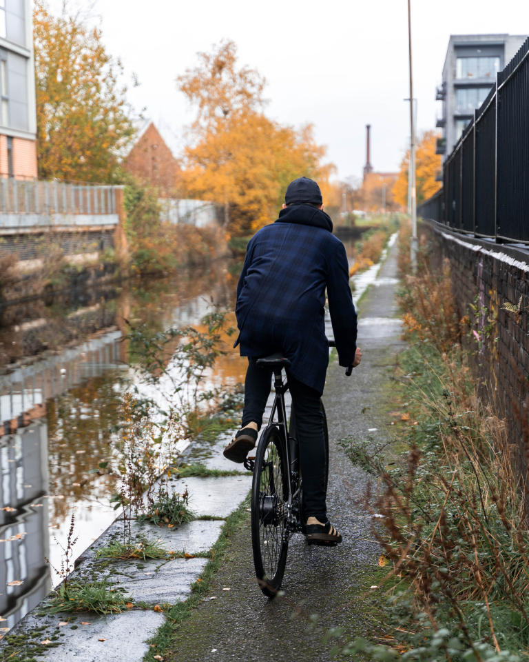 man riding avaris ebike